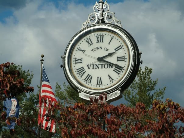 Town of Vinton Company logo